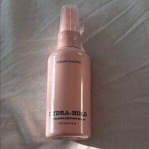 Sophia + Mabelle Hydra-Hold Hydrating Setting Spray